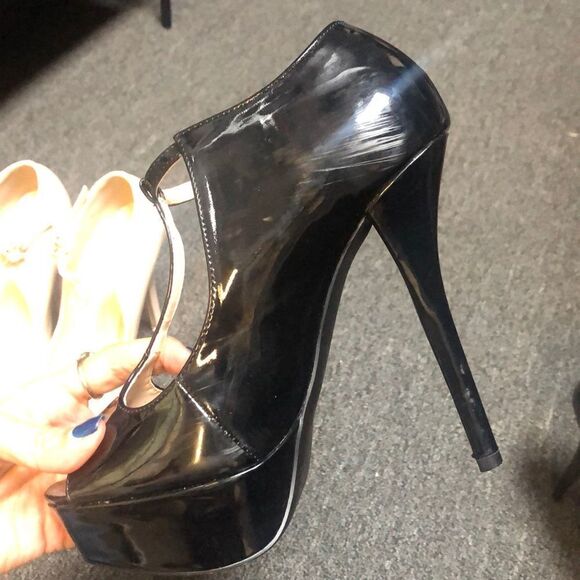 Both pairs for price given or can be sold separately price in description - Picture 8 of 14